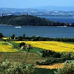 Costa Piccola With Private Pool In Umbria * ウンベルティデ